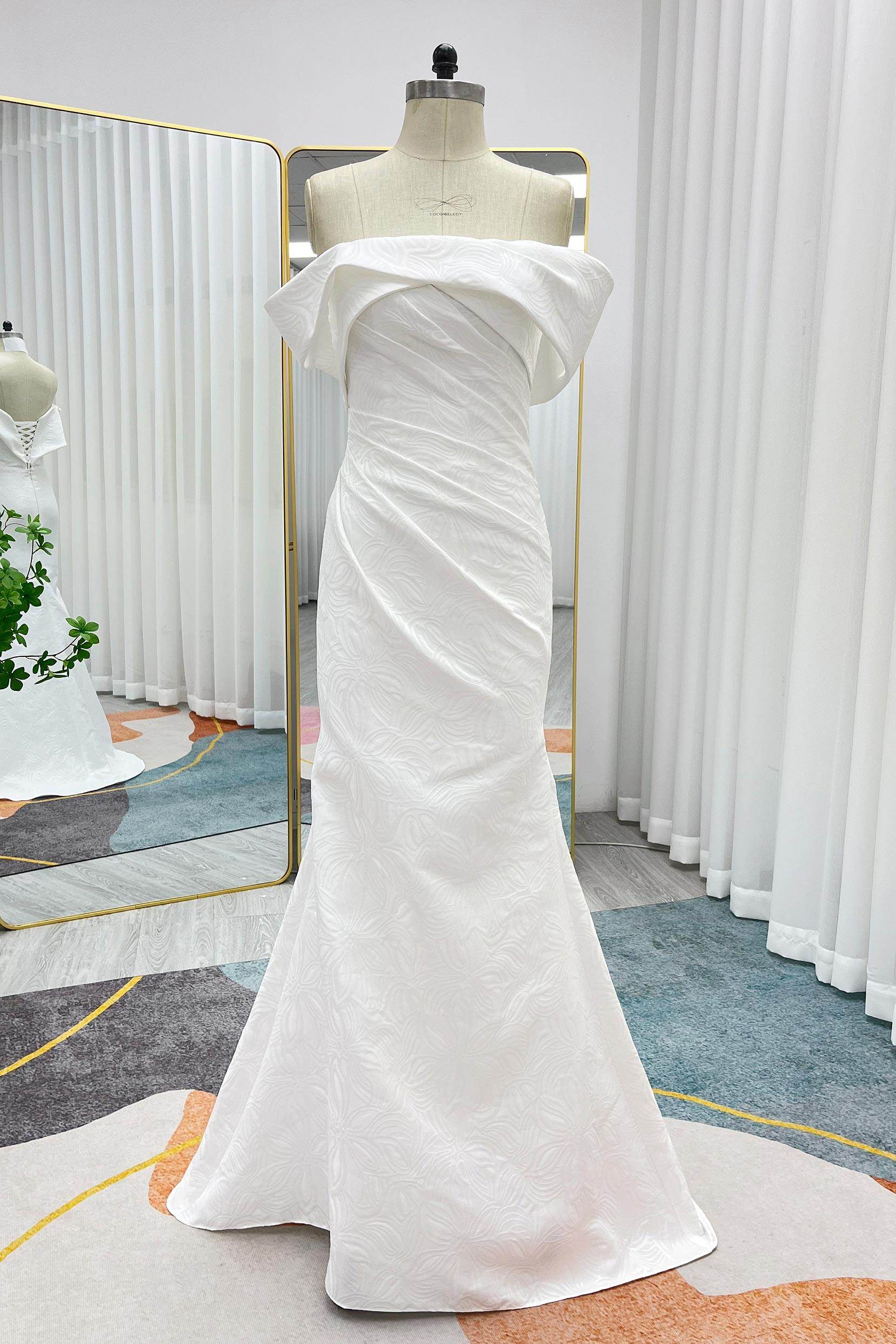 Mermaid Sweep-Brush Train Jacquard Satin Wedding Dress CW3294 - COCOMELODY